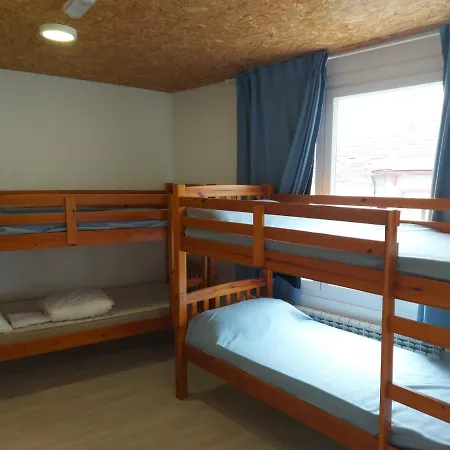 Ancora Hostel *