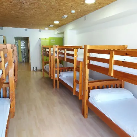 Ancora Hostel Foz